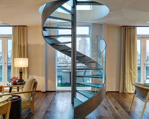 Escaleras espirales de acero modernas interiores/al aire libre con la barandilla inoxidable