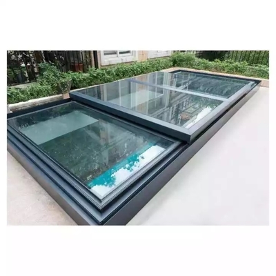 Tragaluz de cristal moderado colorido de la ventana de encargo con el túnel de Sun tubular