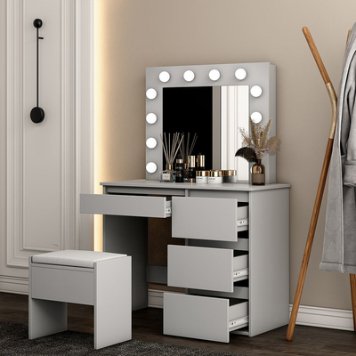 Vanidad del maquillaje de los muebles con el espejo, tabla cosmética del vestido blanco