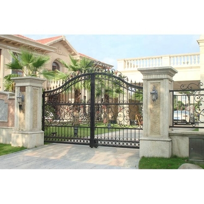 La puerta moderna del tubo del hierro, asa a la parrilla el nuevo tubo principal del hierro labrado de los diseños