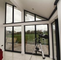 El estilo americano Windows panorámico y las puertas moderaron la ventana de imagen fija de aluminio de cristal