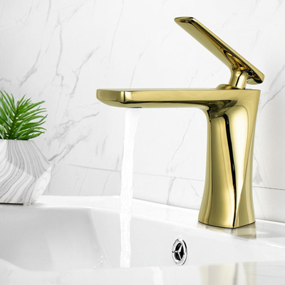 El solo fregadero del lavabo del agua de la manija de las mercancías del mezclador del color de oro sanitario de los grifos golpea ligeramente para el cuarto de baño