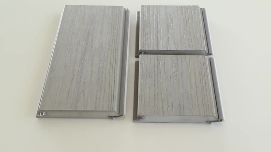 Decking compuesto resistente ULTRAVIOLETA del PVC de 18m m Matt Plastic Wood Grain Flooring