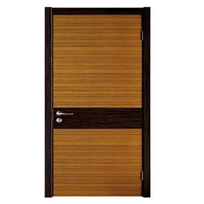 El roble de madera de la nuez de la puerta del MDF del PVC WPC chapea puertas internas rasantes