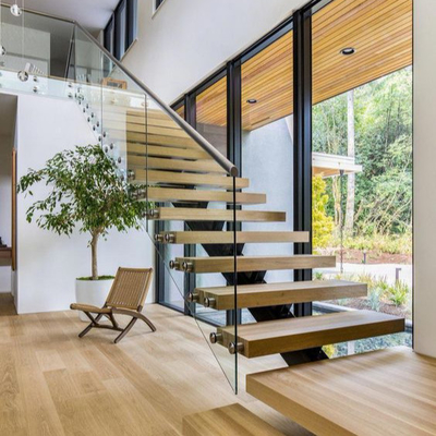 Escaleras flotantes modernas en forma de L de madera sólida de la escalera espiral del ahorro de espacio para el hogar