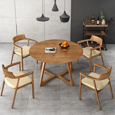 Mesa de comedor del diámetro el 120cm y sistema de madera redondos de la silla para el chalet del patio
