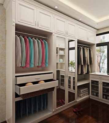 Guardarropa de madera hermoso del almacenamiento del guardarropa moderno del dormitorio de la nuez del roble rojo