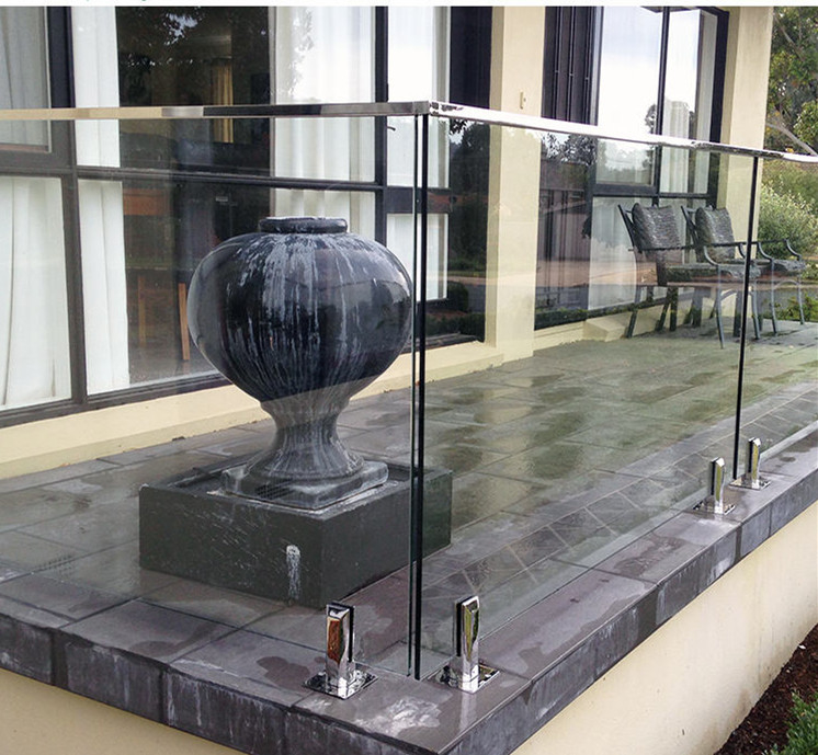 Verjas de cristal Frameless de acero inoxidables modernas de la barandilla para interior y al aire libre